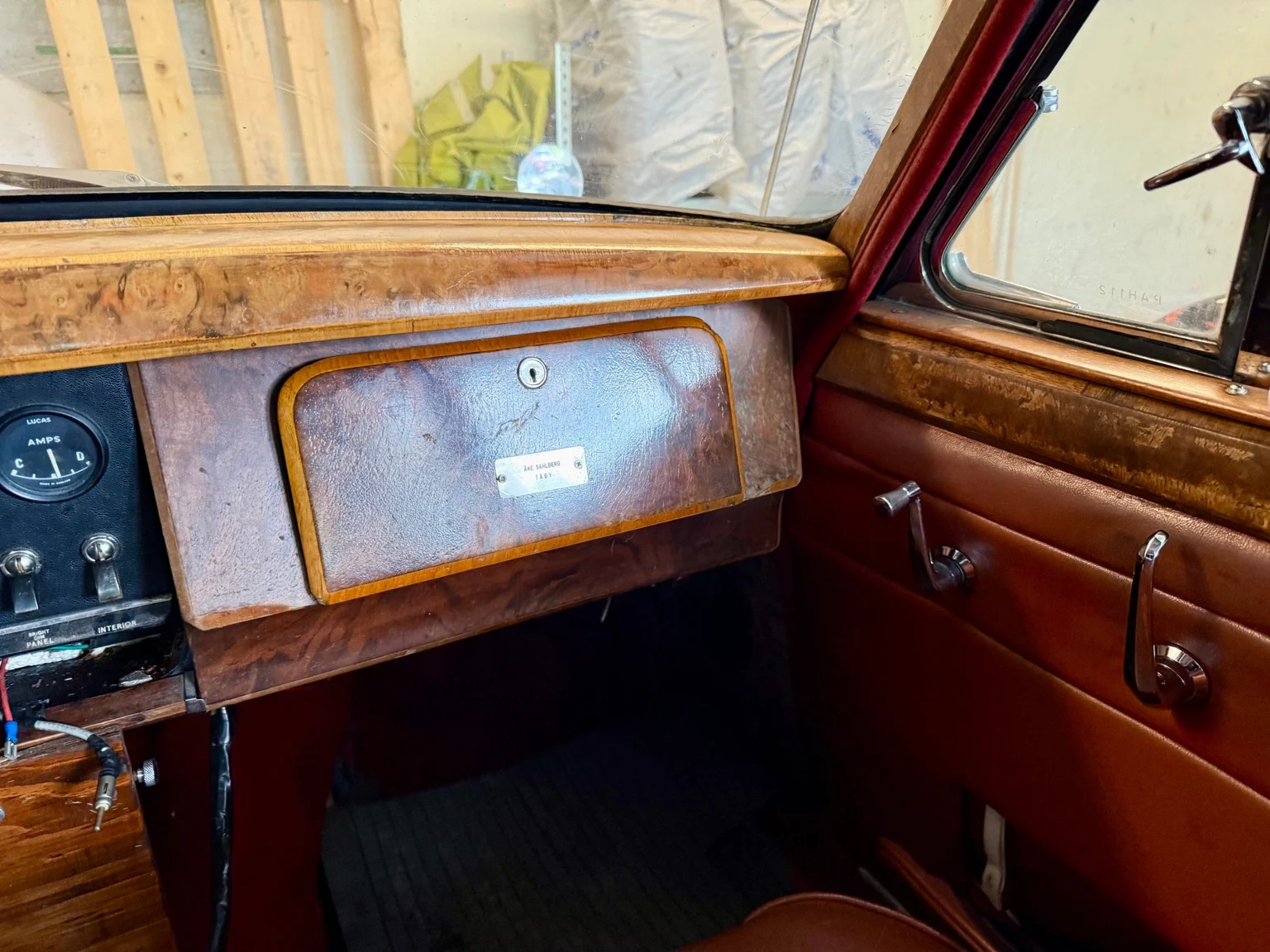 Interior image of 1961 Jaguar Mark 2 (15)