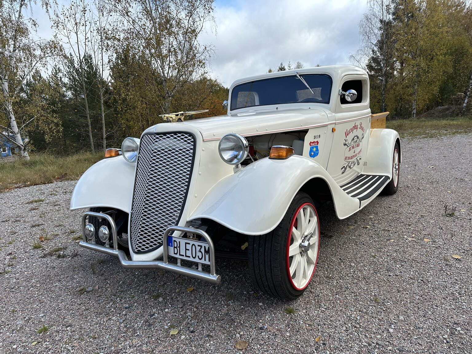 Exterior image of 1934 Ford Pickup Hot Rod