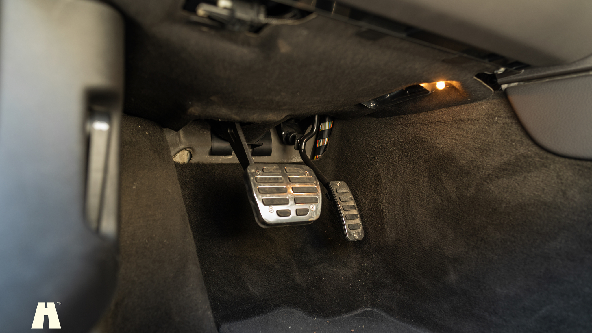 Innenraumfoto von 2008 Jaguar XKR (73)