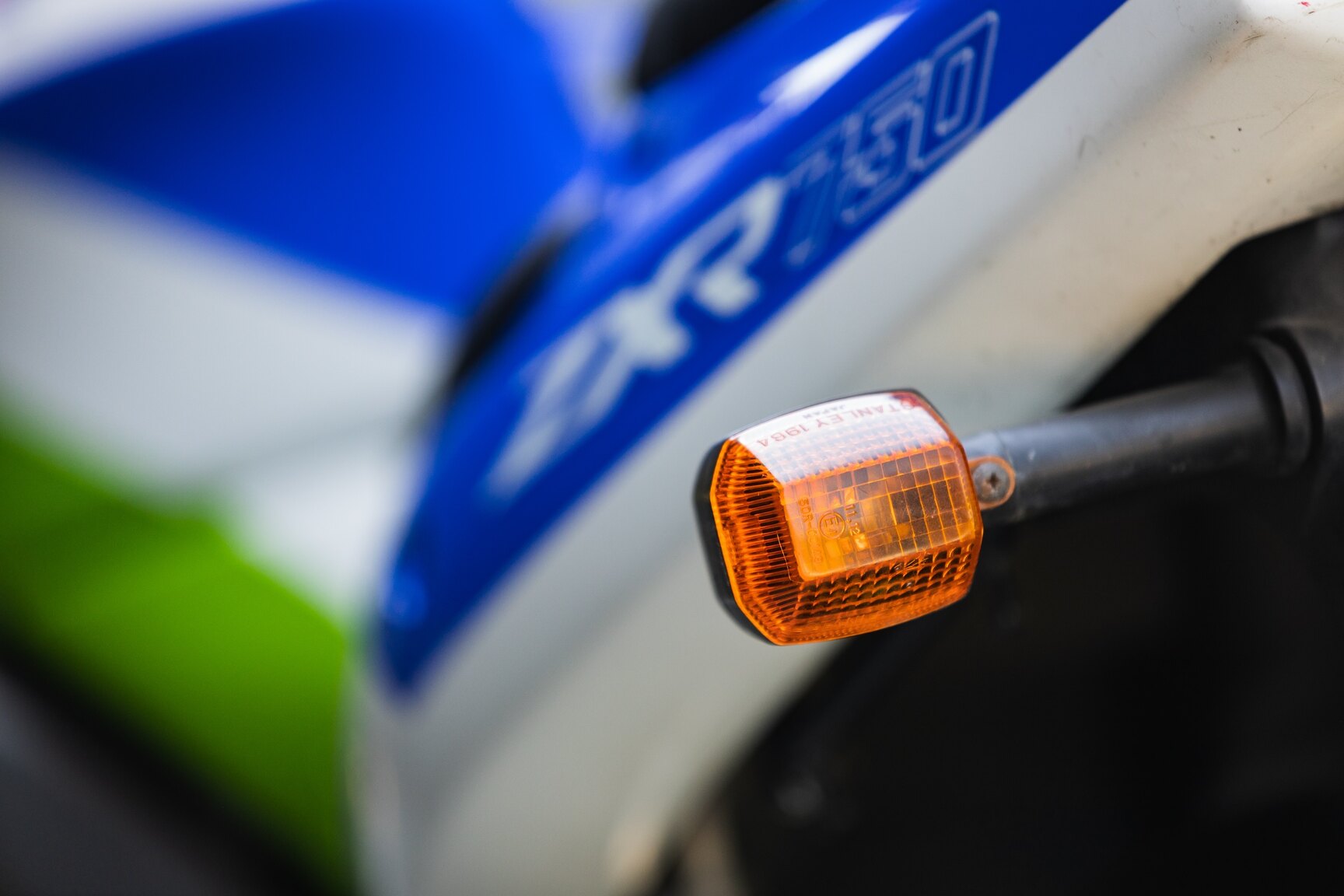 Exteriörbild på 1992 Kawasaki ZX 750 J (10)