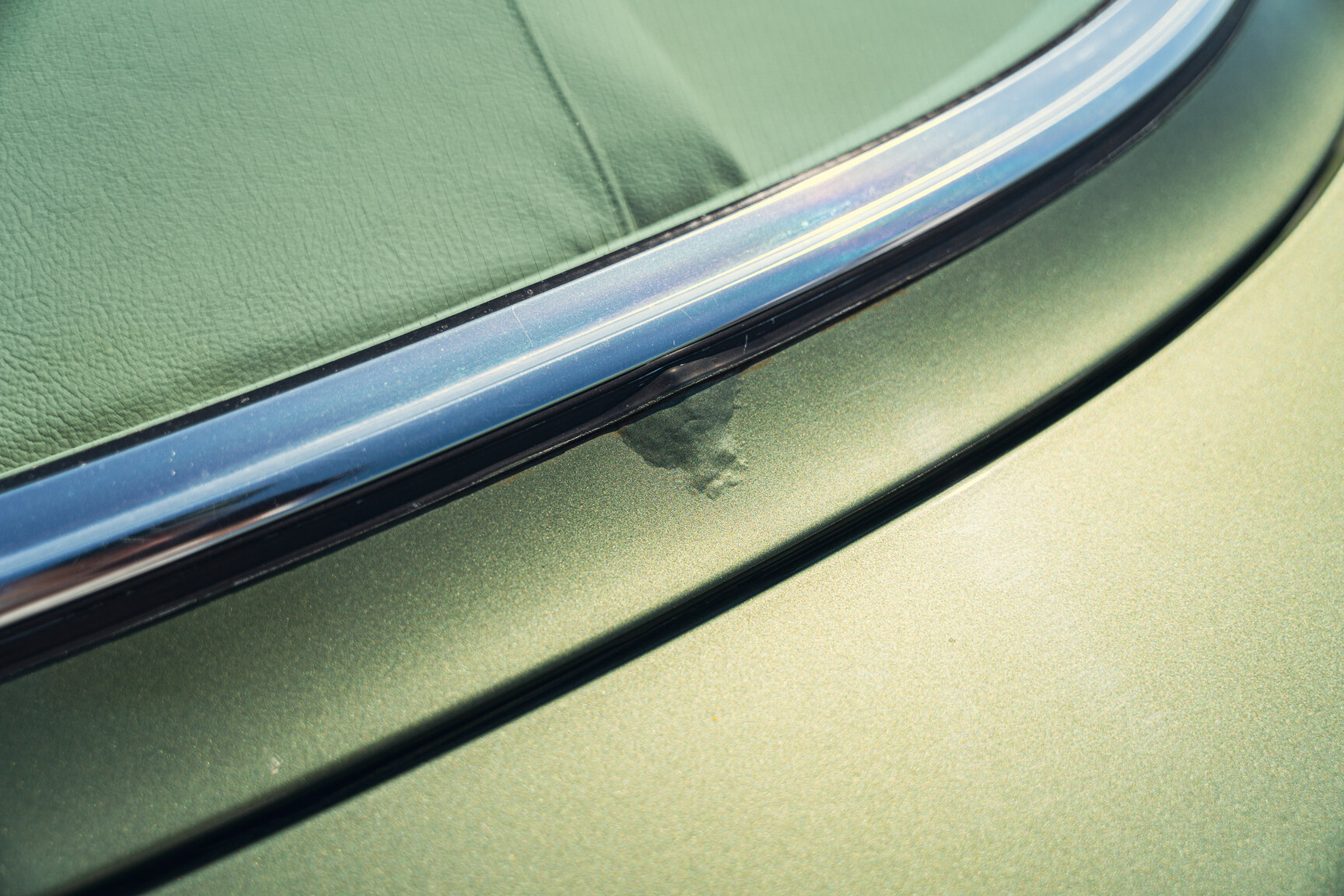 Exterior image of 1976 Mercedes-Benz 450 SLC (63)