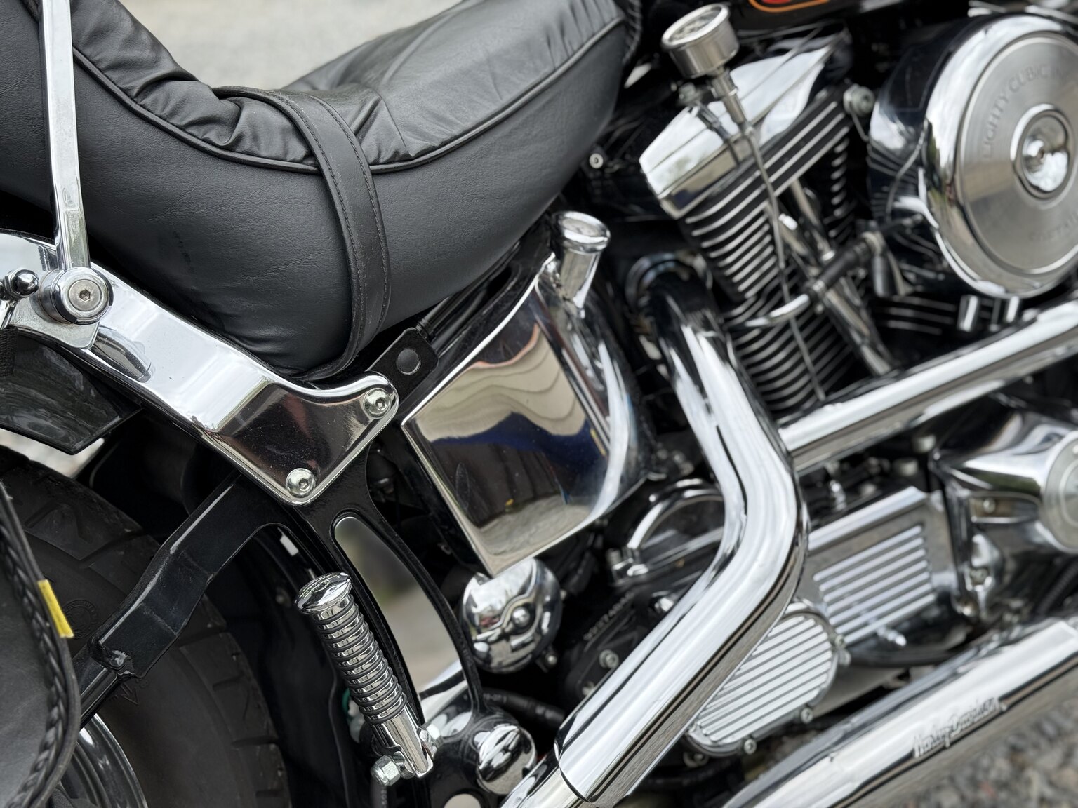 Image of 1992 Harley-Davidson FXSTC mechanics