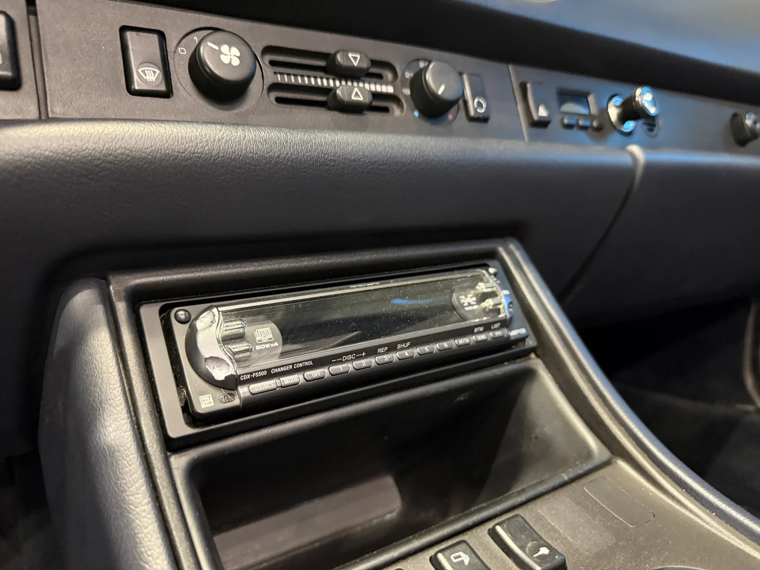 Innenraumfoto von 1989 Porsche 944 2.7 (27)