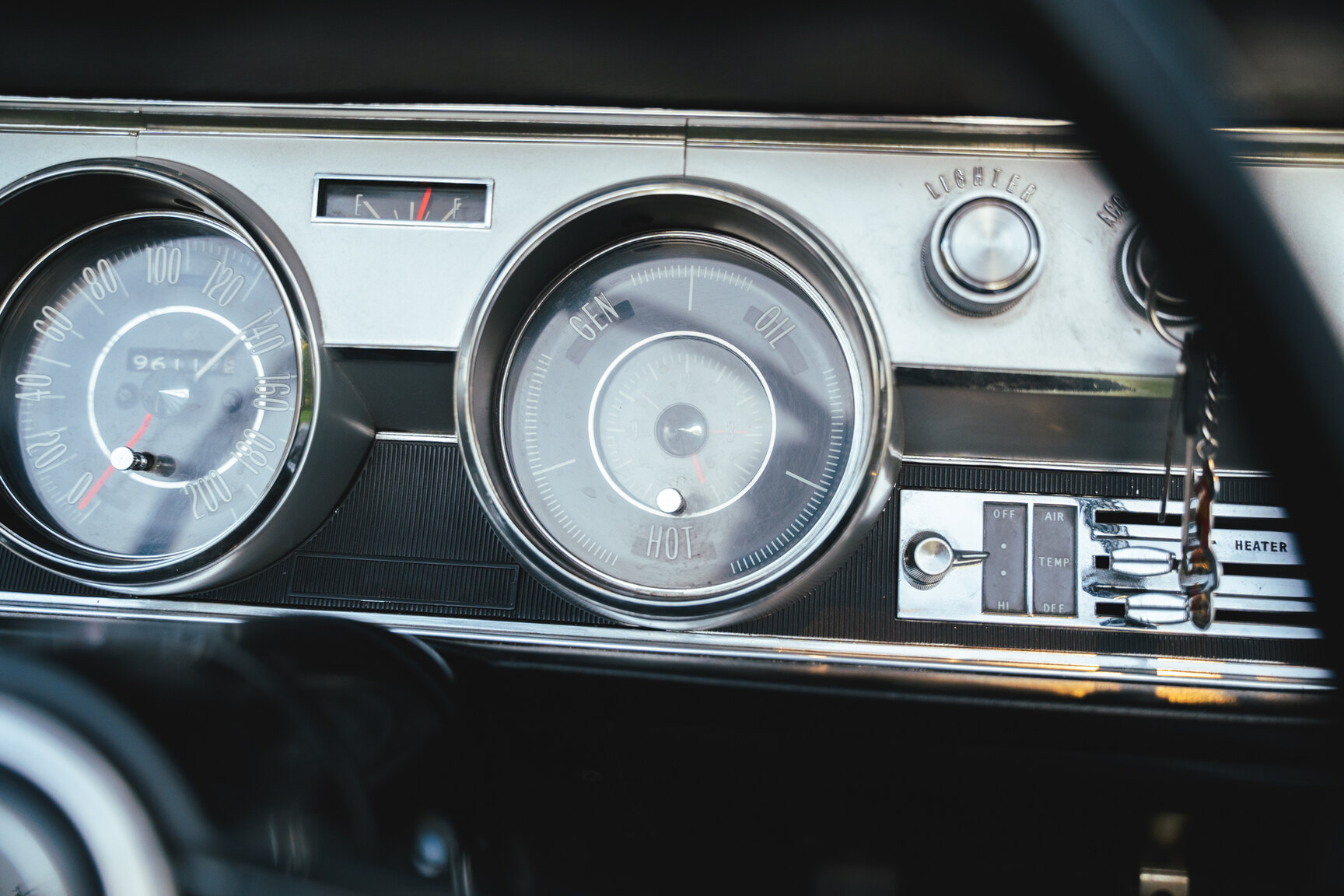 Interior image of 1967 Oldsmobile Cutlass Supreme Cabriolet