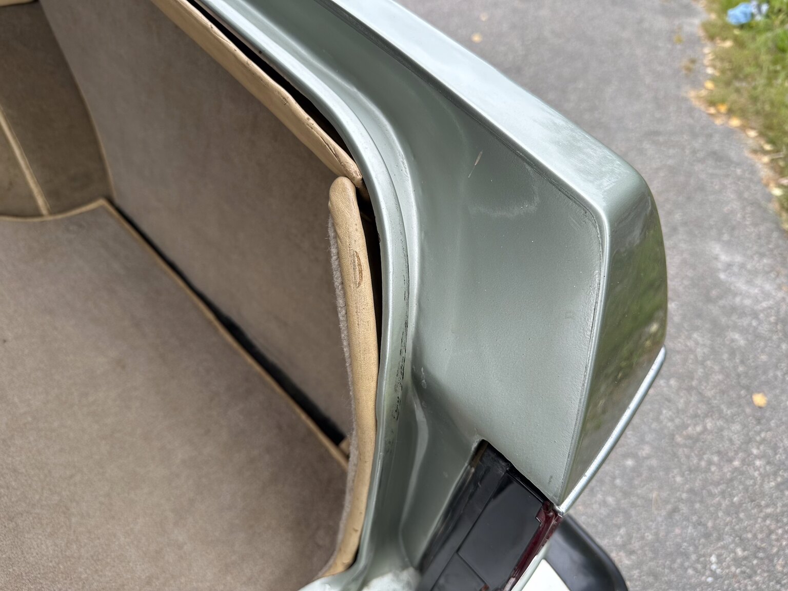 Interior image of 1982  Rolls Royce Silver Spirit