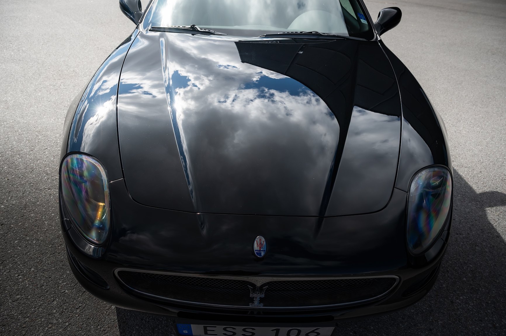 Exterior image of 2004 Maserati Coupé 4.2 V8 Cambiocorsa