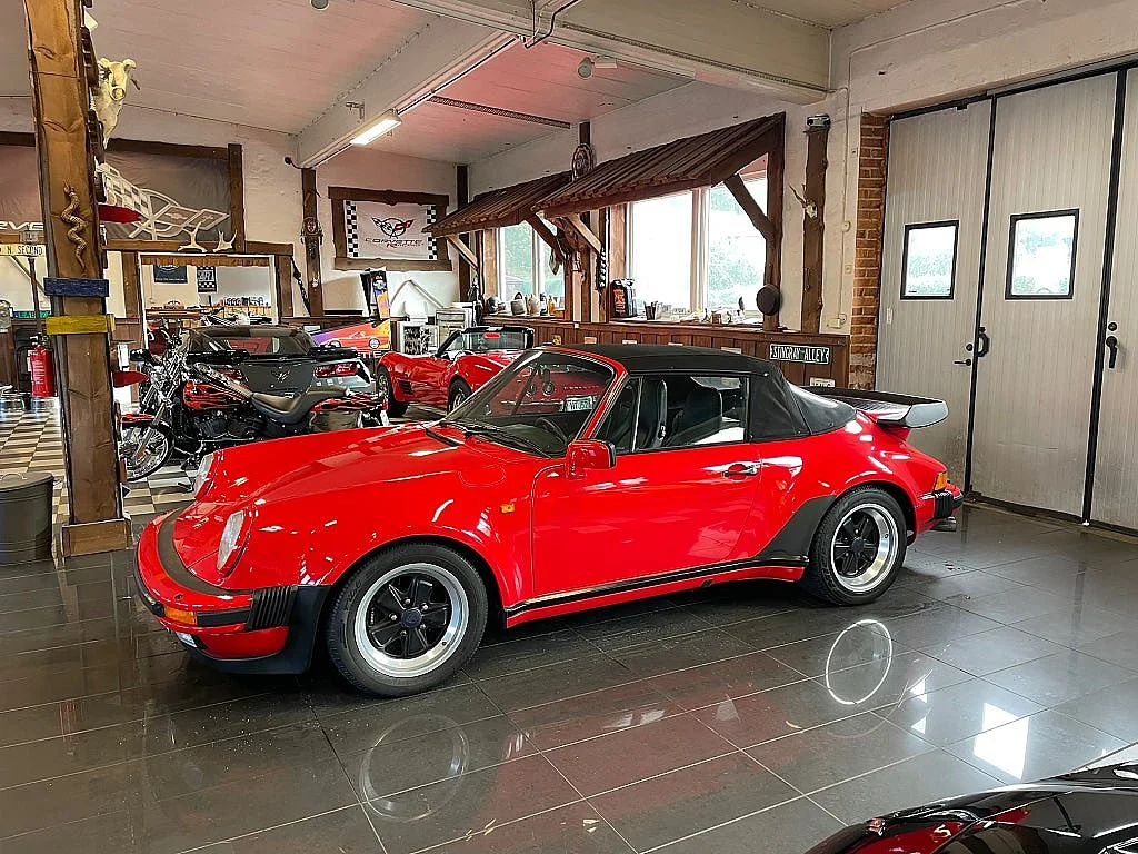 Bild von 1987 Porsche 911 (8)