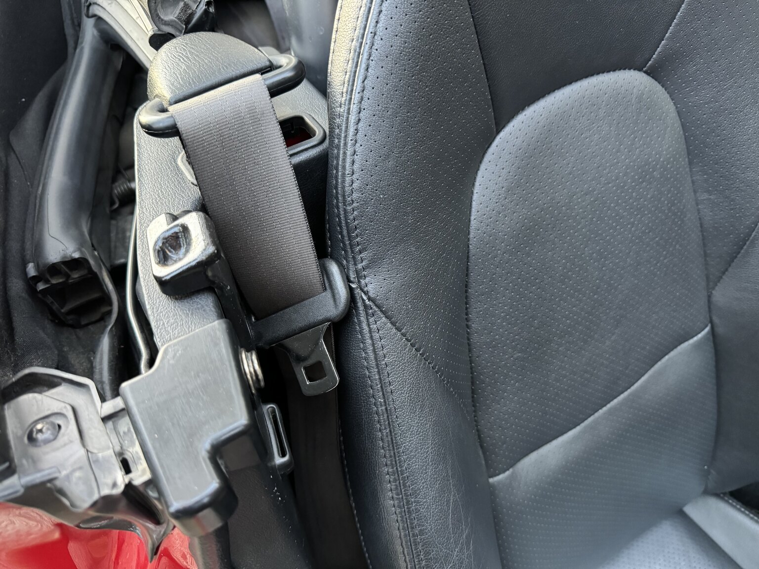 Innenraumfoto von 2004 Mazda MX-5