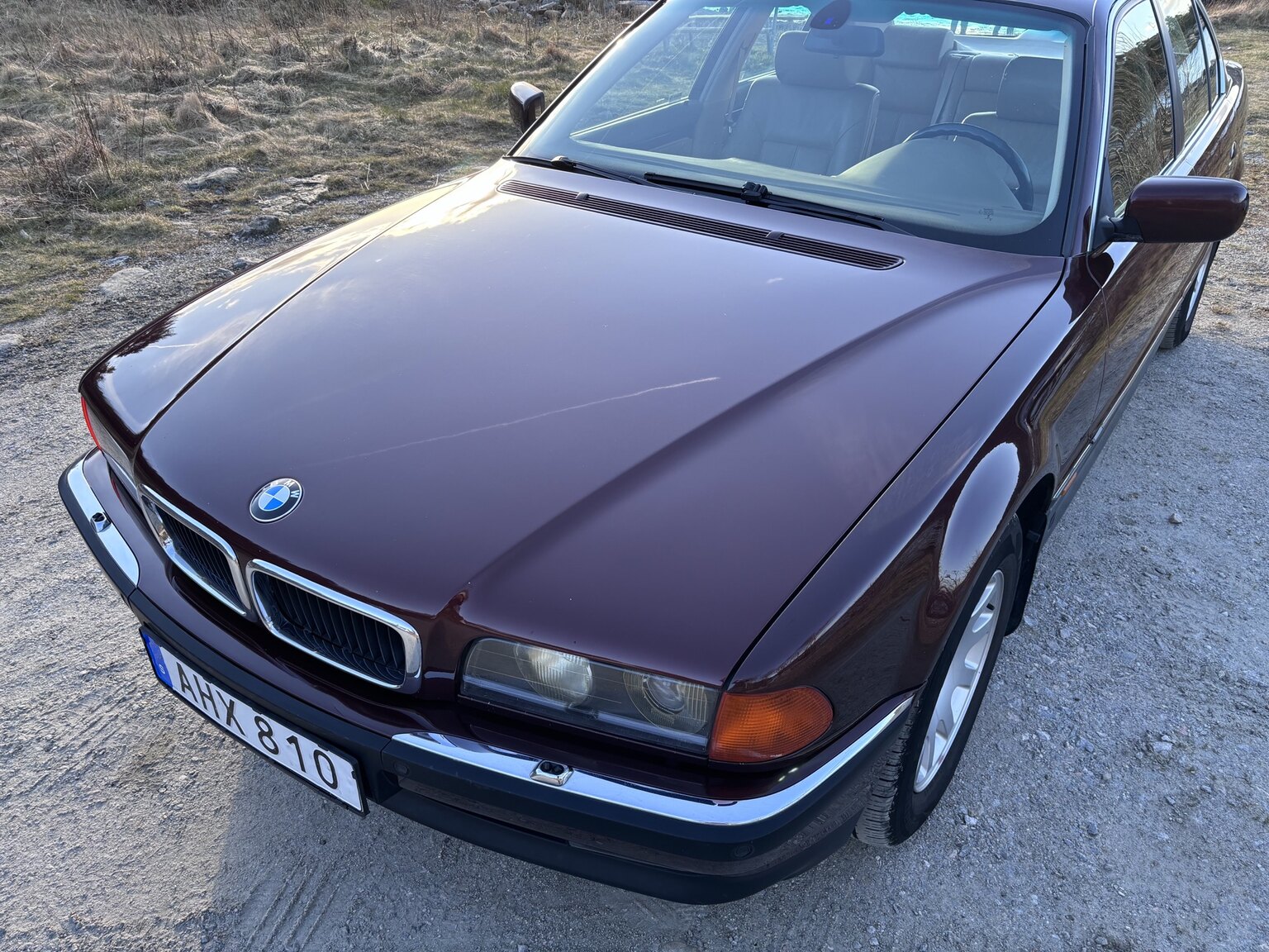 Exteriörbild på 1996 BMW 728iA