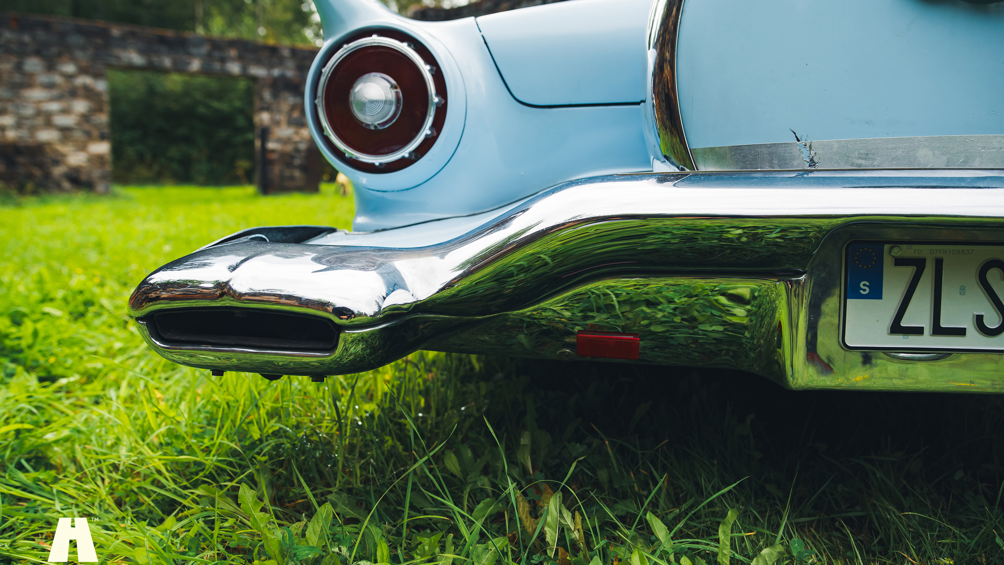 Exterior image of 1957 Ford Thunderbird D-Code