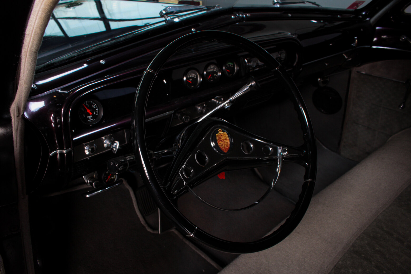 Interior image of 1951 Lincoln Cosmopolitan 