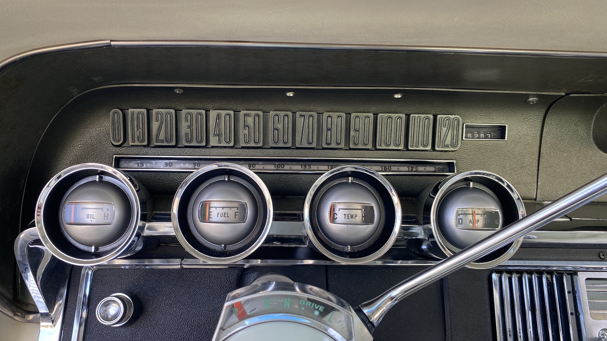 Interiörbild 1966 Ford Thunderbird Town Hardtop 6.4