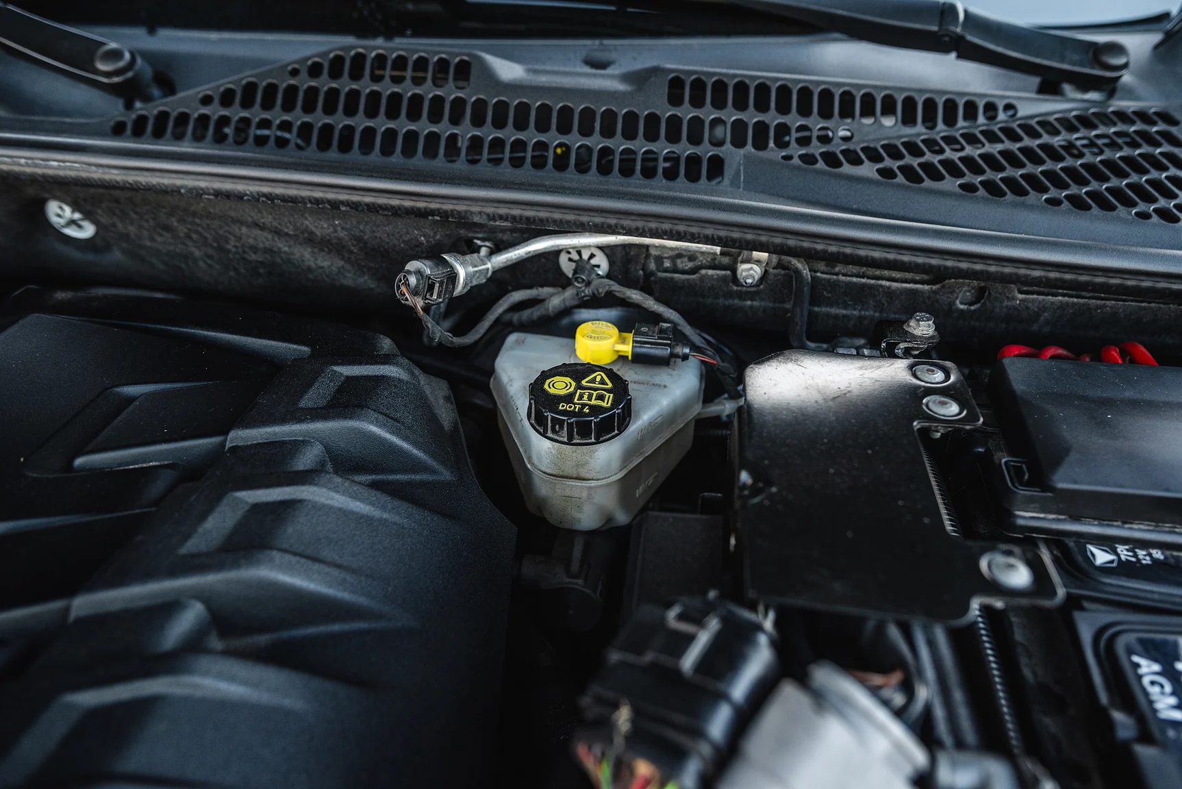 Image of 2020 Northea Camper Expedition Volkswagen Amarok (12) mechanics