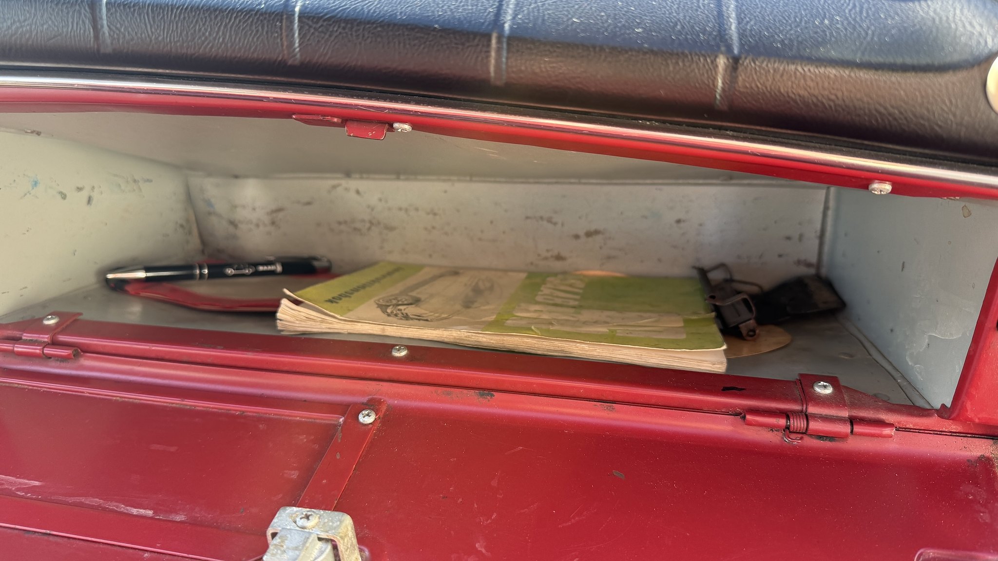 Interior image of 1960 Saab 96 (30)