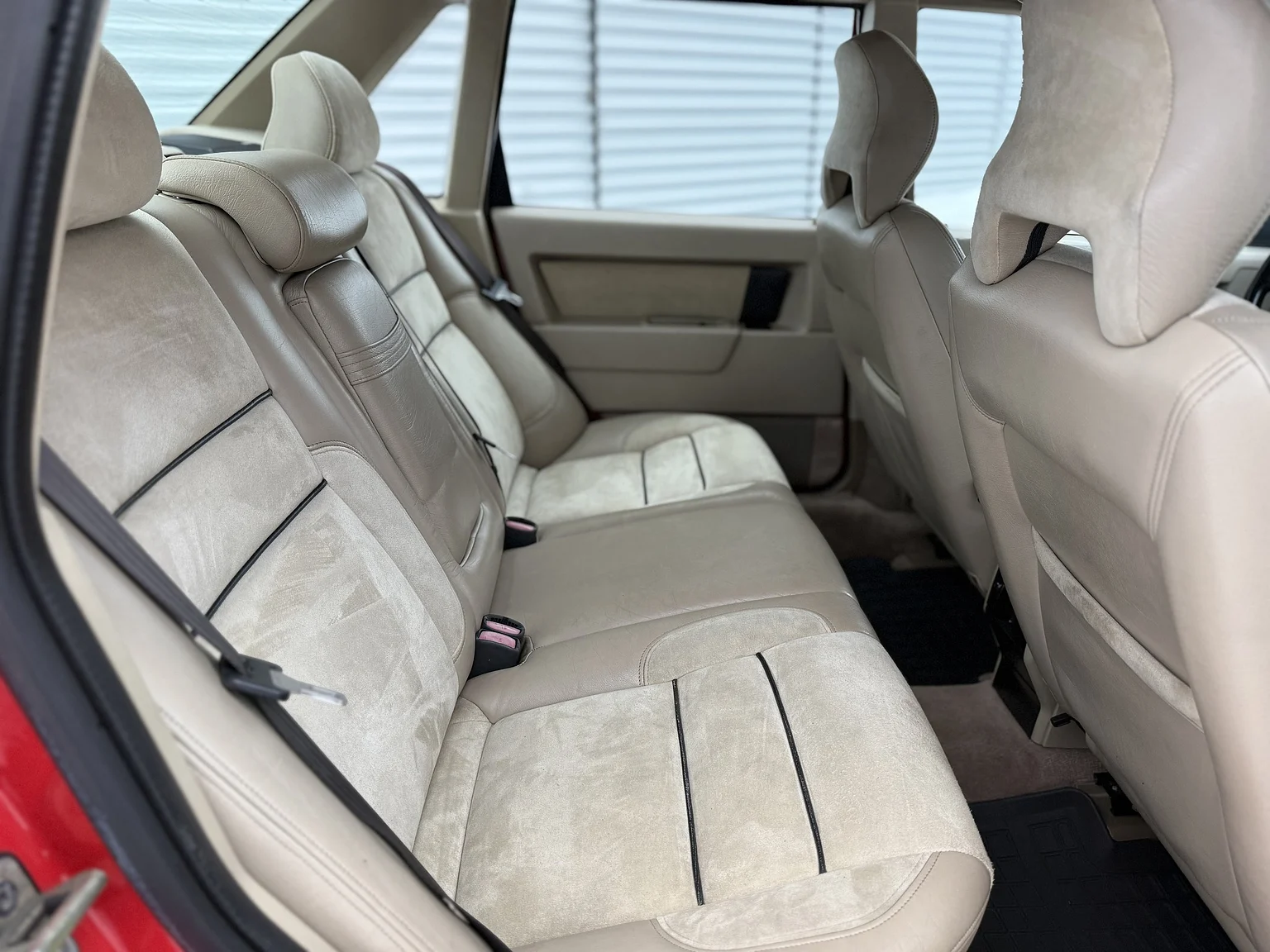 Innenraumfoto von 1996 Volvo 850R (36)