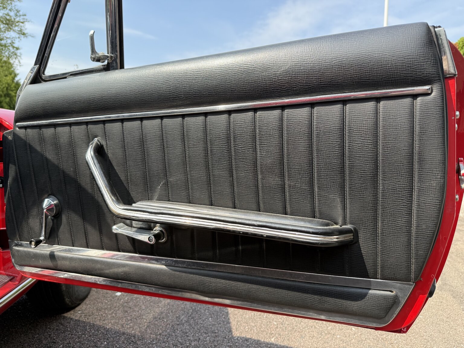 Interior image of 1968 Fiat Dino Spider