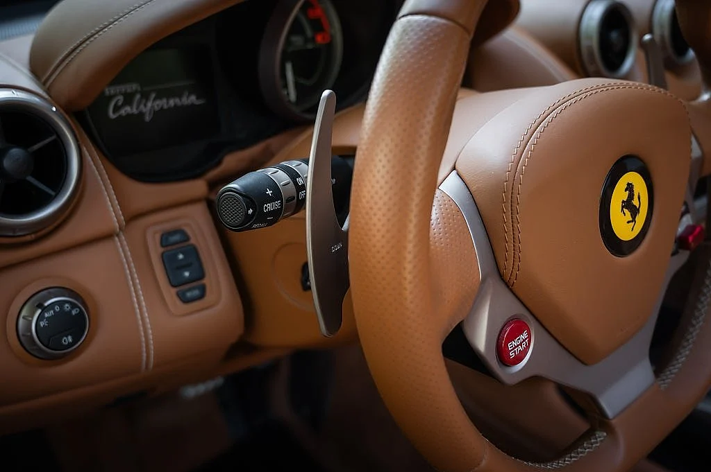 Bild von 2010 Ferrari California (28)