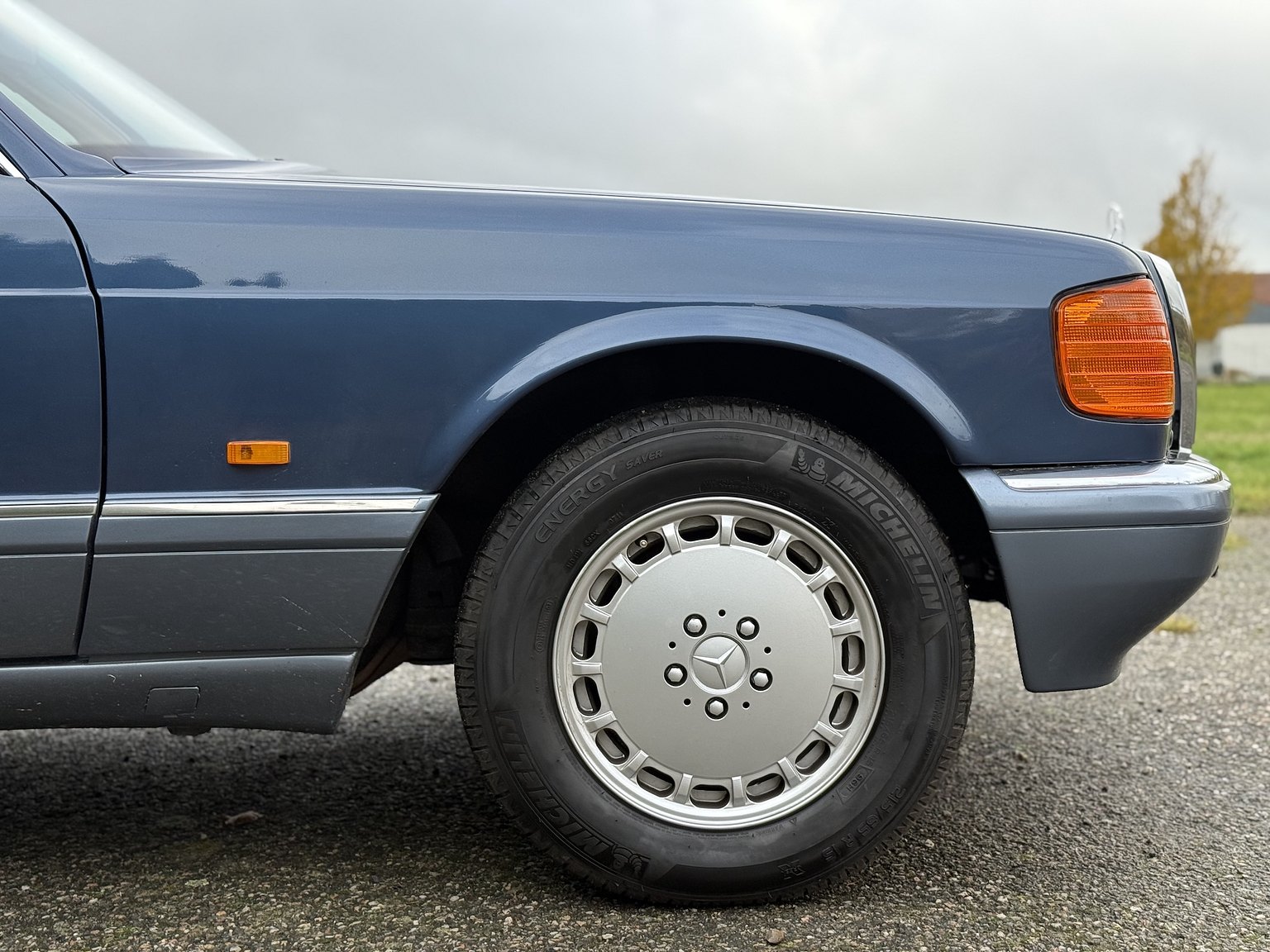 Aussenfoto 1987 Mercedes-Benz 300 SE