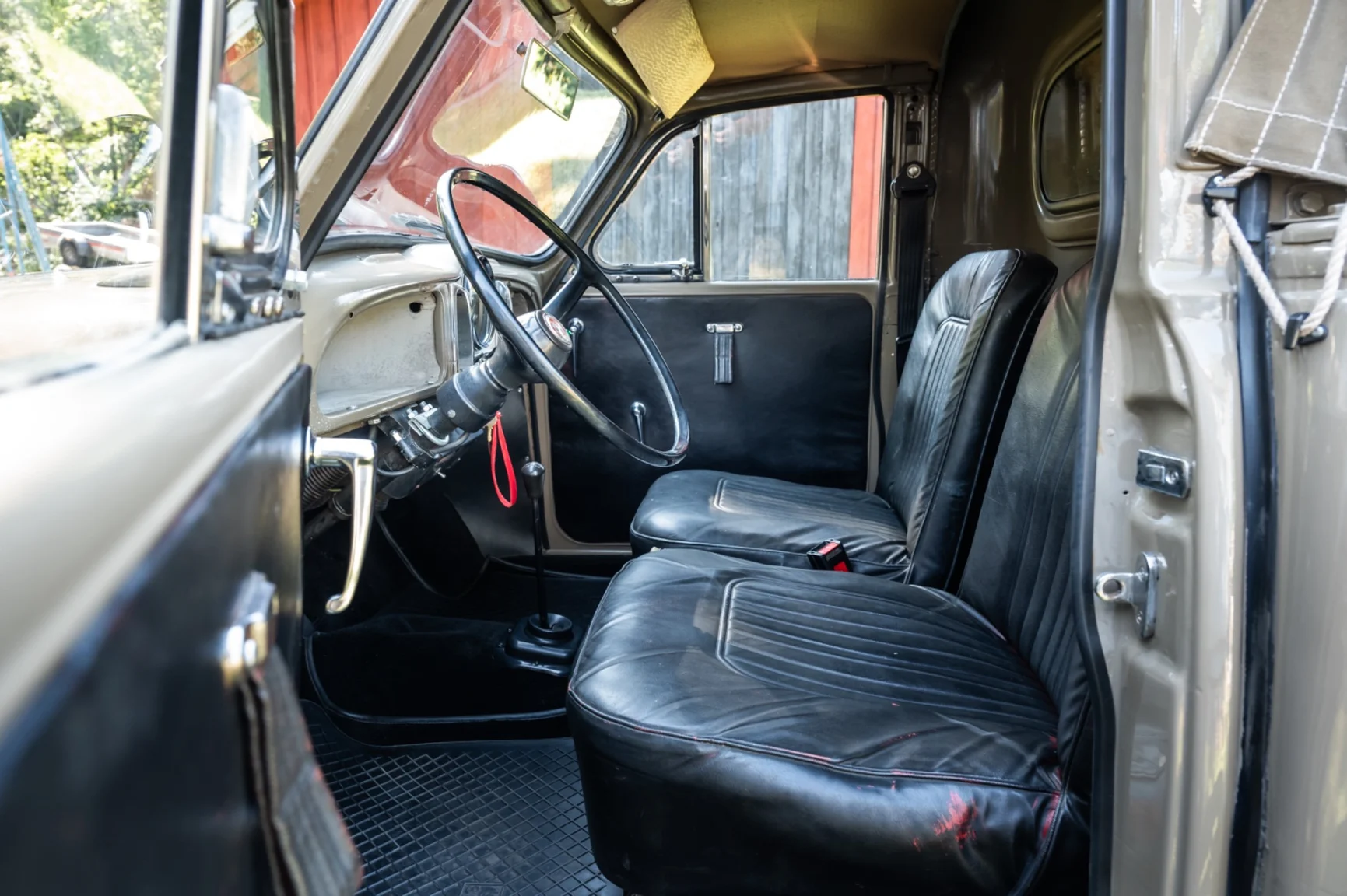 Interior image of 1971 Morris Minor 1000 (25)
