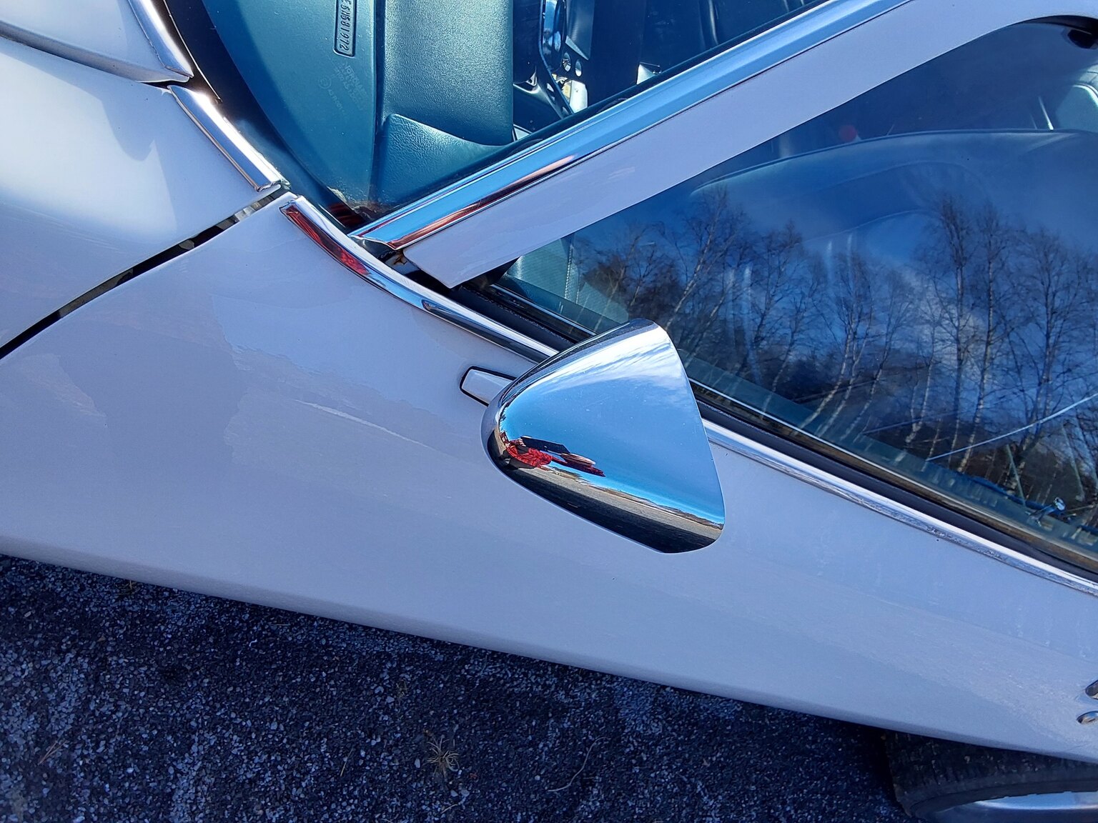 Exterior image of 1975 Pontiac Firebird Esprit 