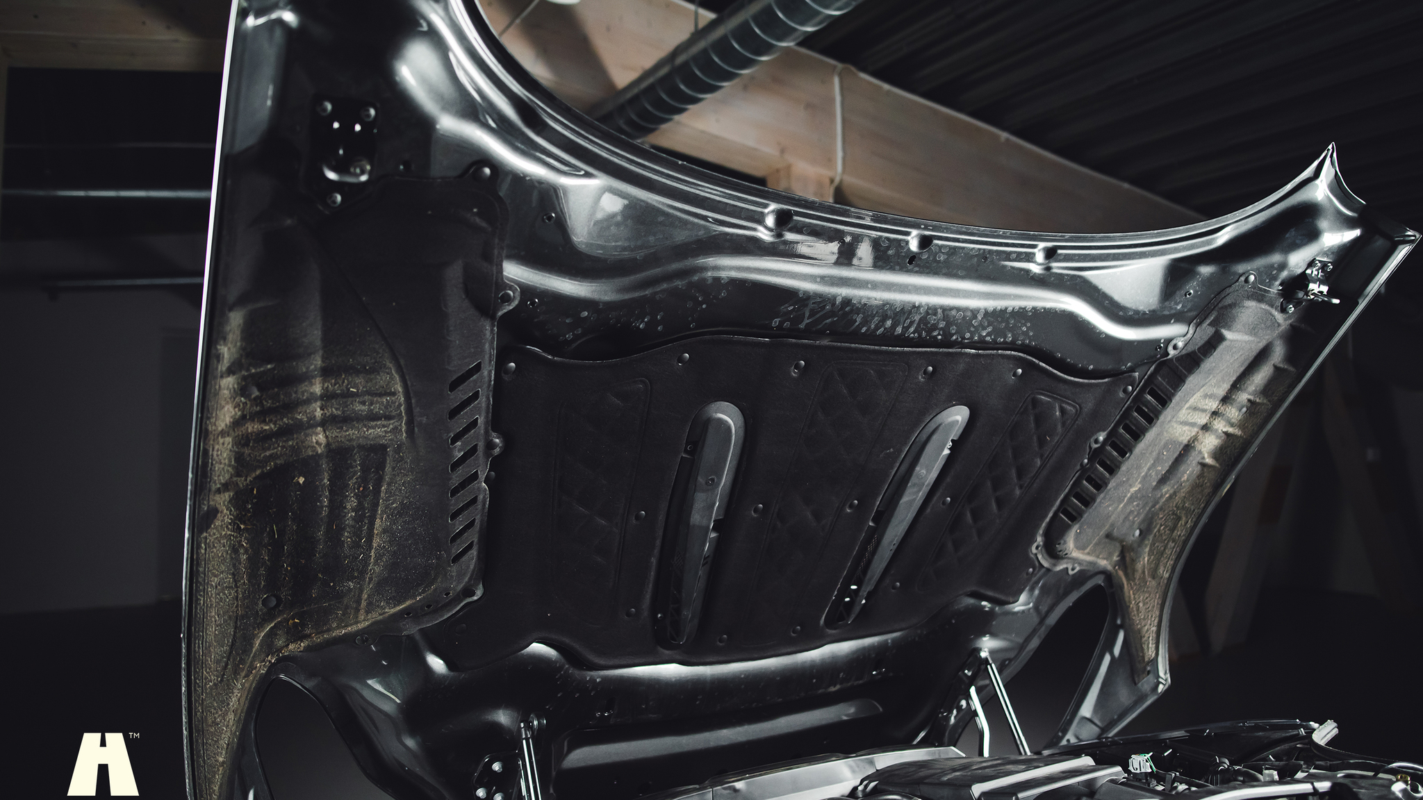 Image of 2019 Aston Martin DB11 AMR mechanics (6)