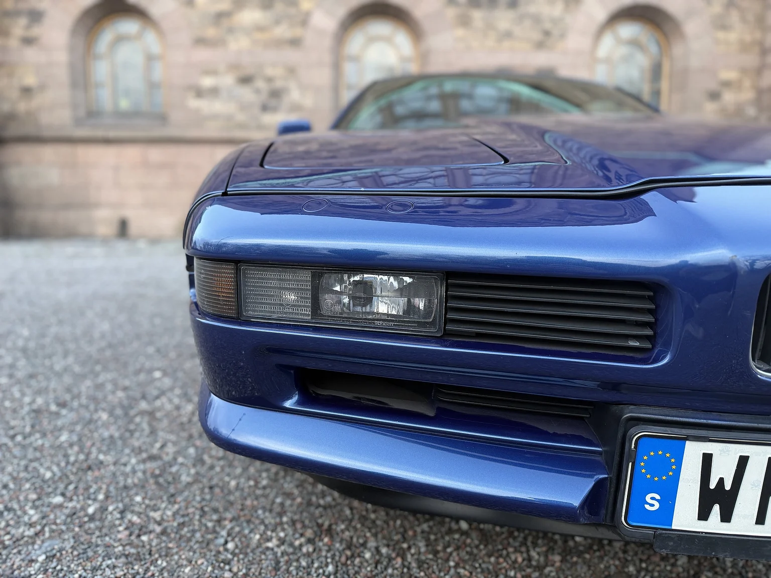 Exteriörbild på 1992 BMW 850iA - No Reserve (20)