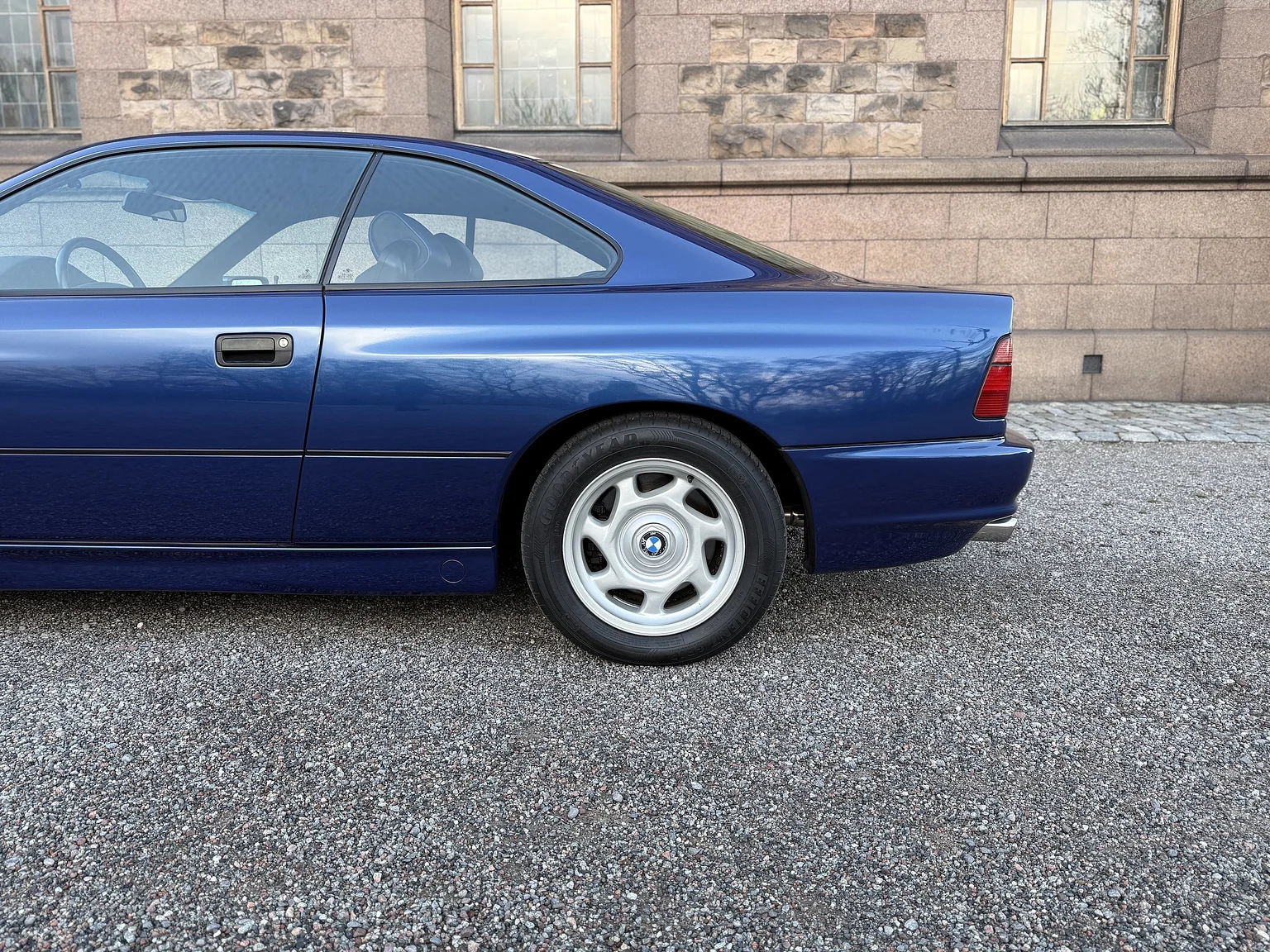 Exteriörbild på 1992 BMW 850iA - No Reserve (14)