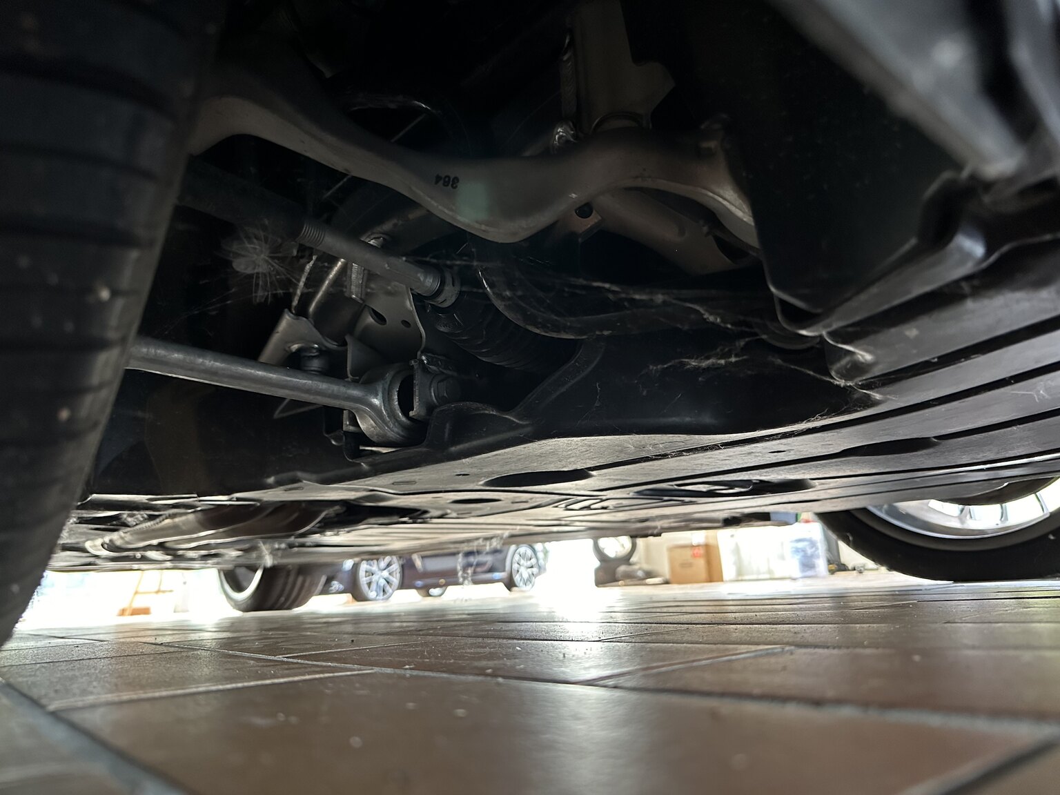 Image of 2013 ALPINA B3 GT3 mechanics