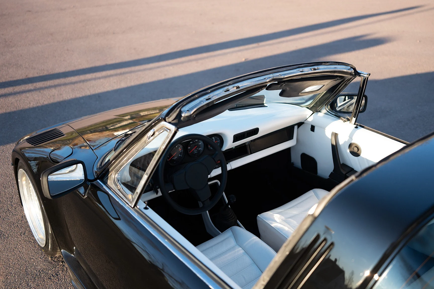 Innenraumfoto von 1976 Porsche 911 Targa Flachbau - Josef Zirkelbach DP (36)