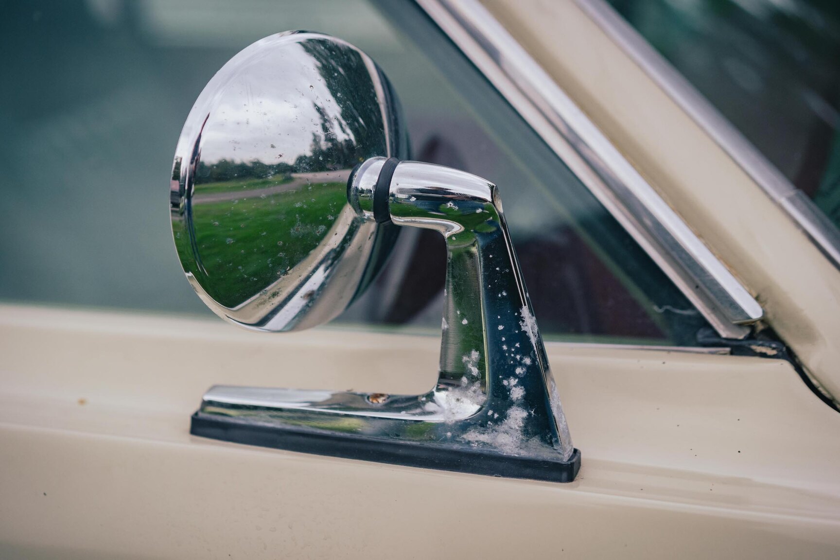Exterior image of 1972 Plymouth Duster 360
