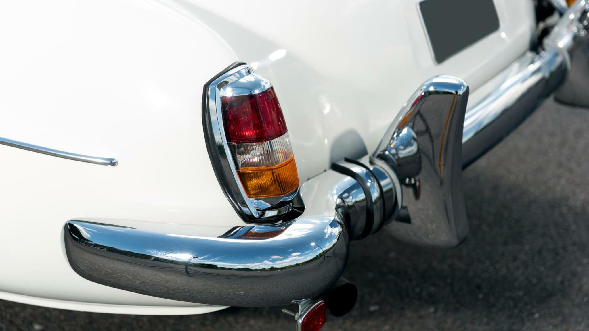 Aussenfoto 1956 Mercedes Benz 190 SL Roadster (42)