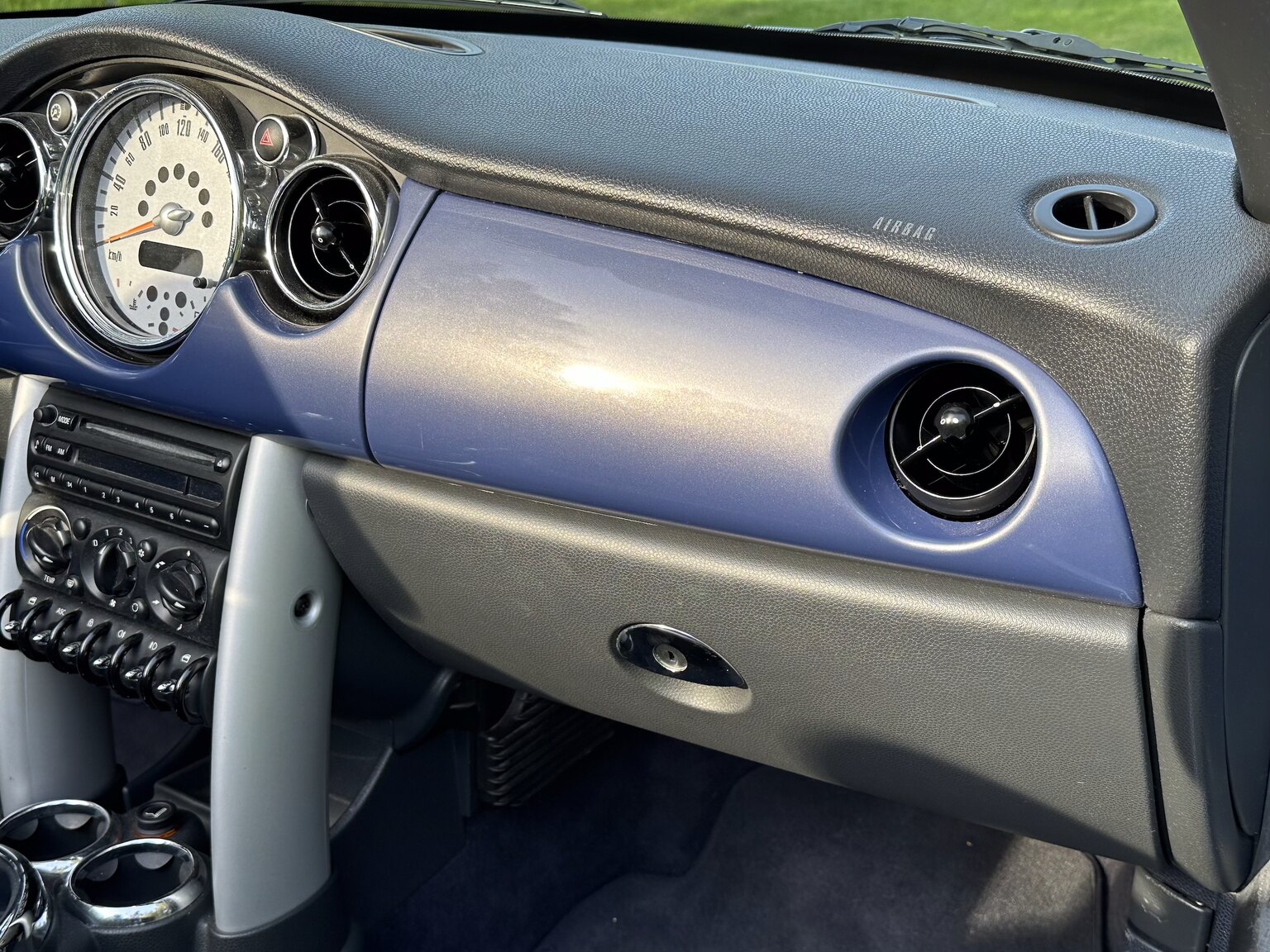 Innenraumfoto von 2004 Mini Cooper Convertible