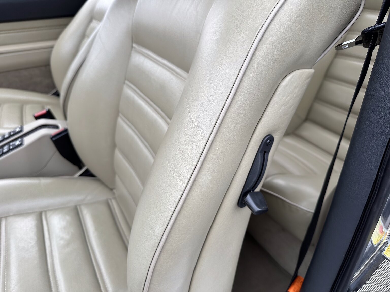 Interiörbild 1986 BMW 635CSi