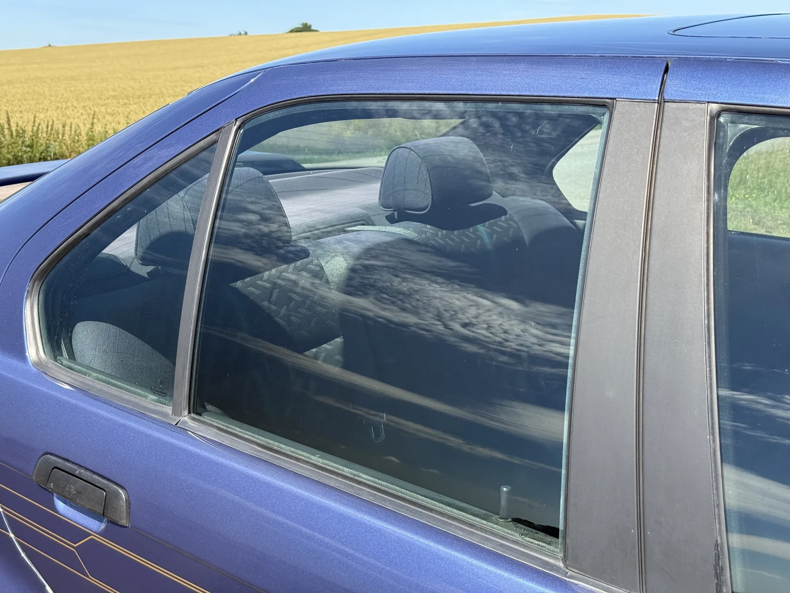 Exteriörbild på 1993 ALPINA B6 2.8 (57)