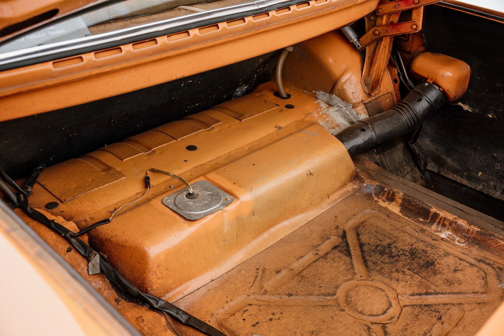 Interiörbild 1975 Volvo 242 2-dörrars coupé (44)