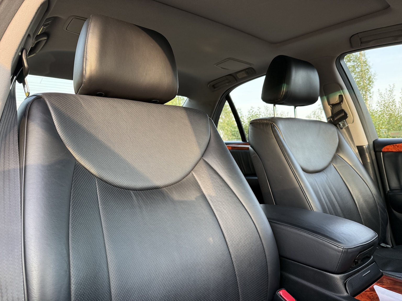 Innenraumfoto von 2005 Lexus LS 430 4.3 V8