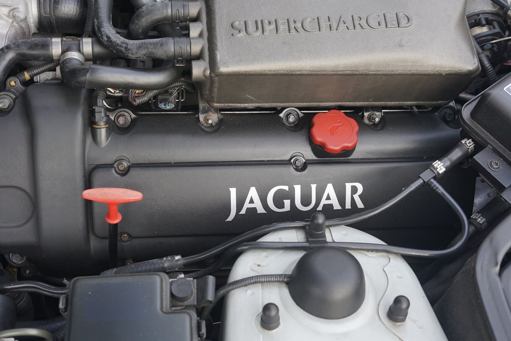 2001 Jaguar XKR Silverstone, Mekanik