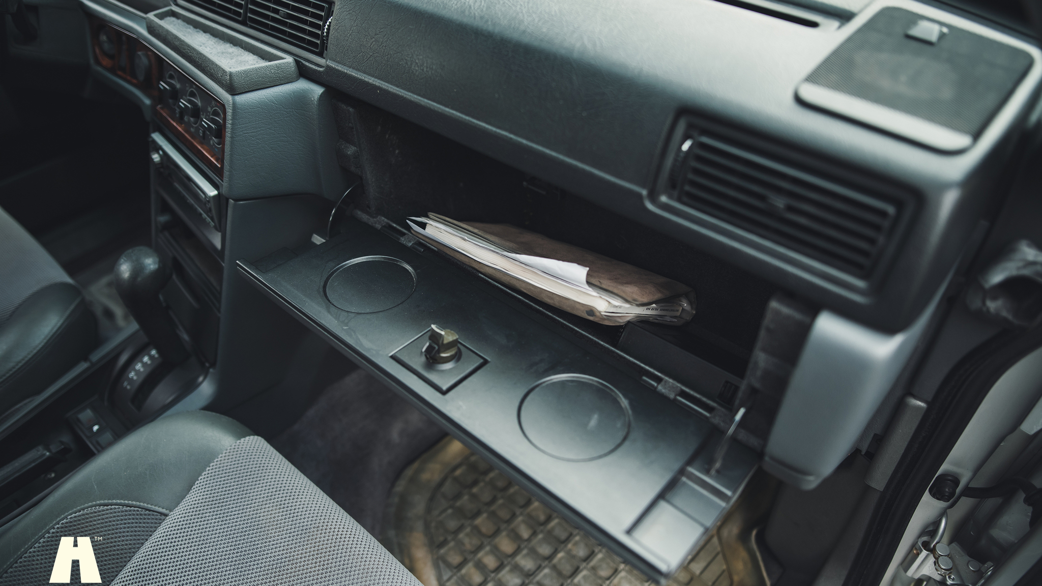 Interiörbild 1997 Volvo 945 