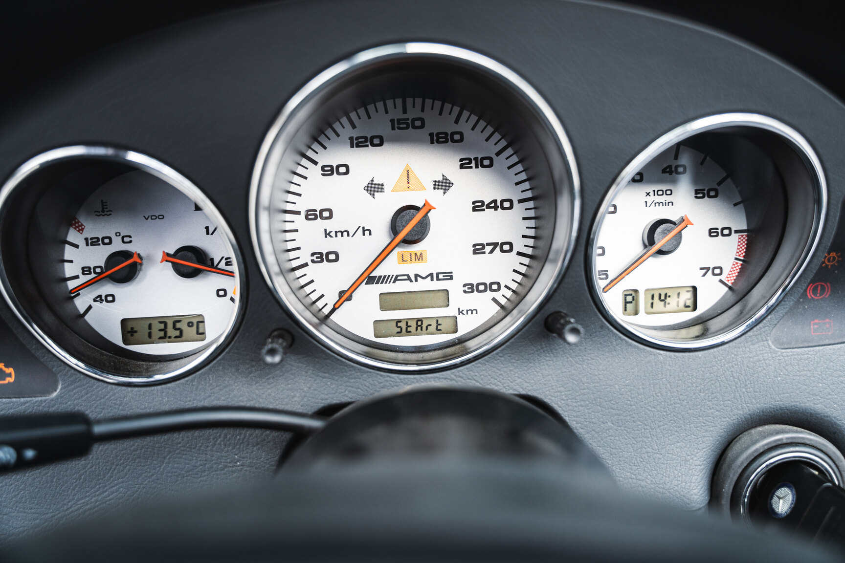 Interiörbild 2001 Mercedes-Benz SLK 32 AMG