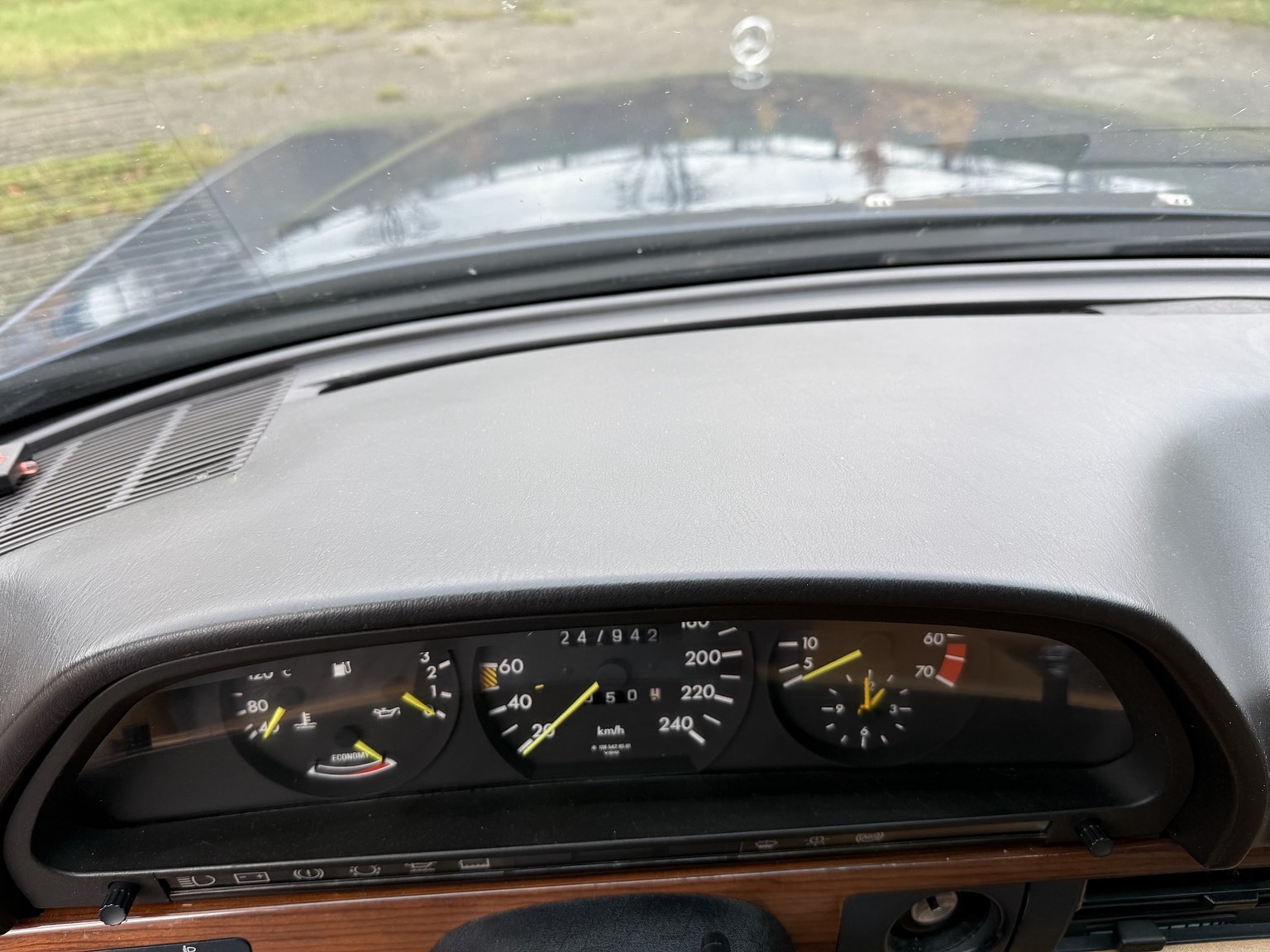 Interiörbild 1987 Mercedes-Benz 300 SE