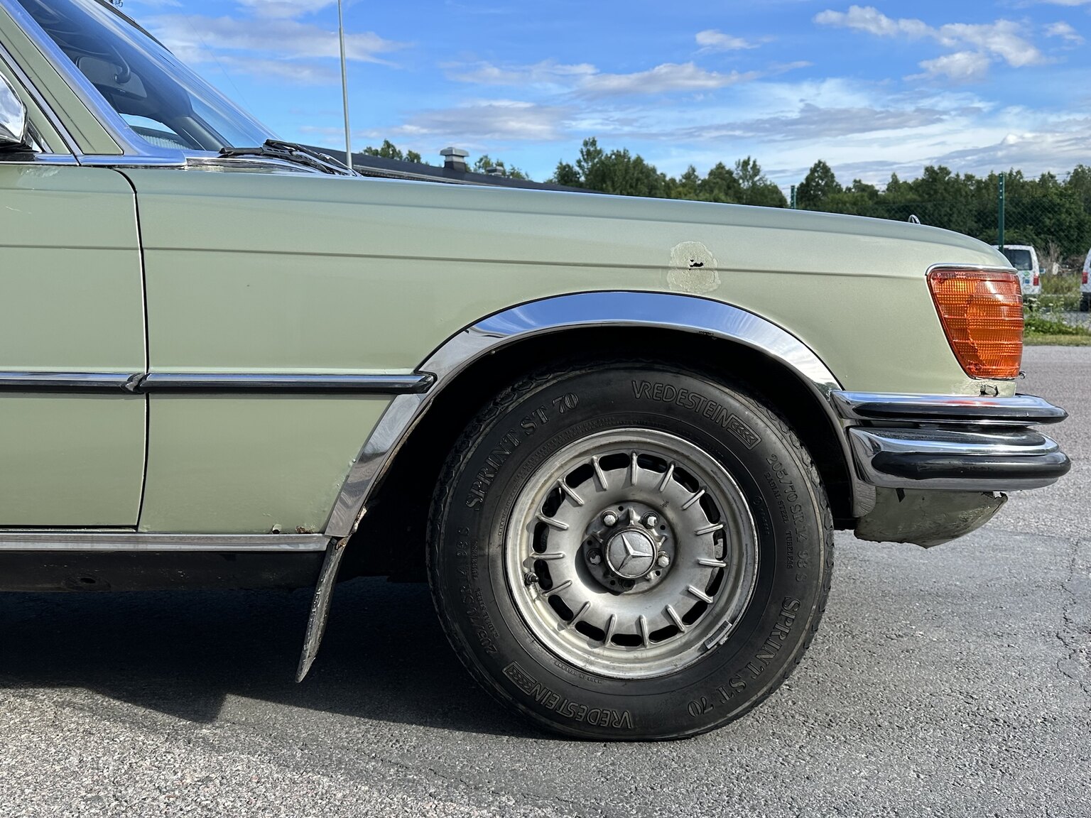 Aussenfoto 1975 Mercedes Benz 450 SEL (14)