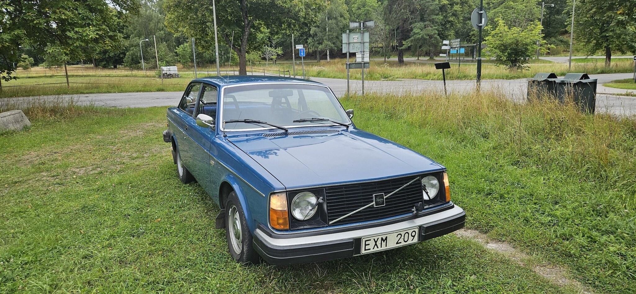 Exteriörbild på 1977 Volvo 242