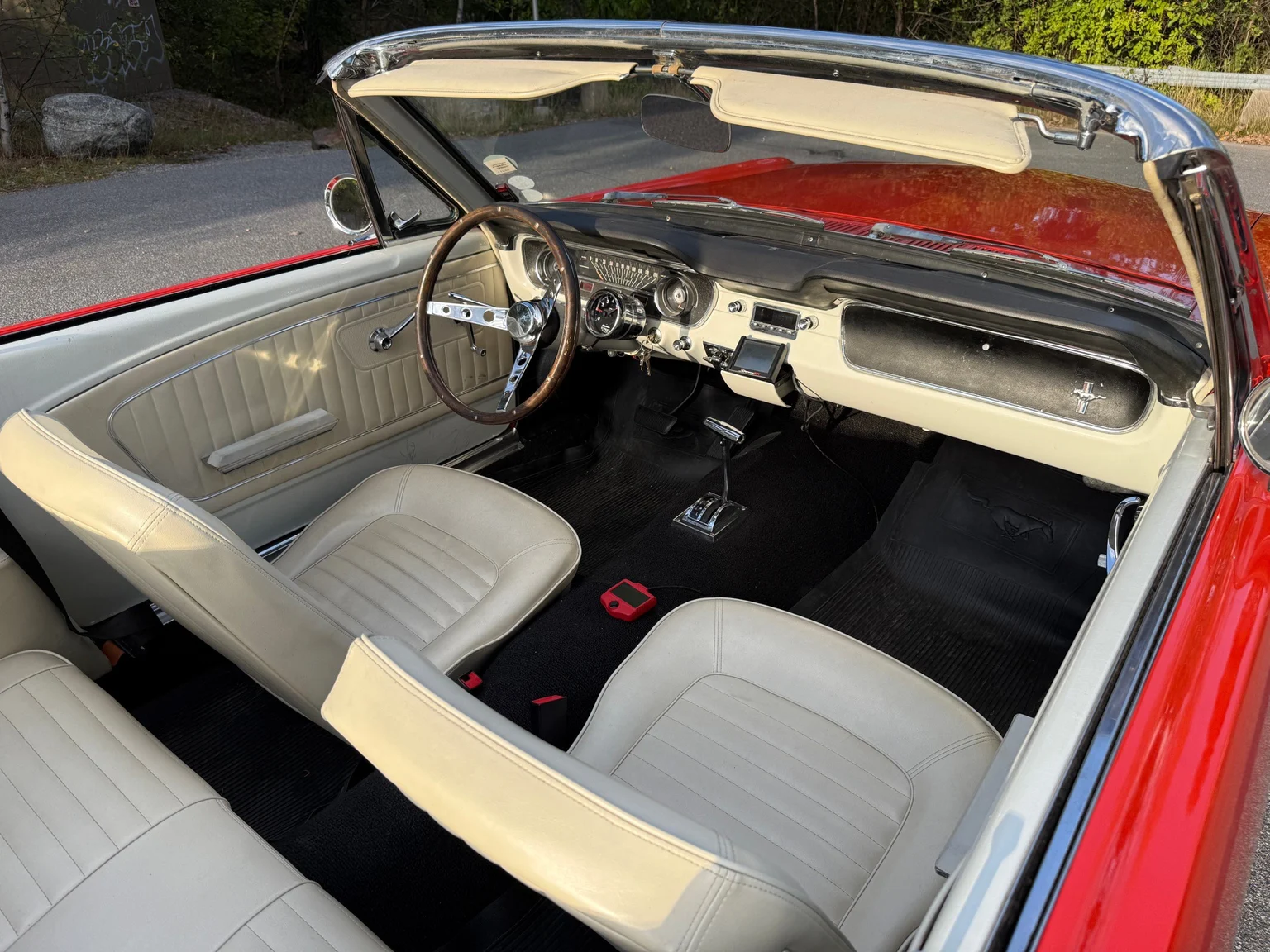 Interiörbild 1965 Ford Mustang Cabriolet (25)