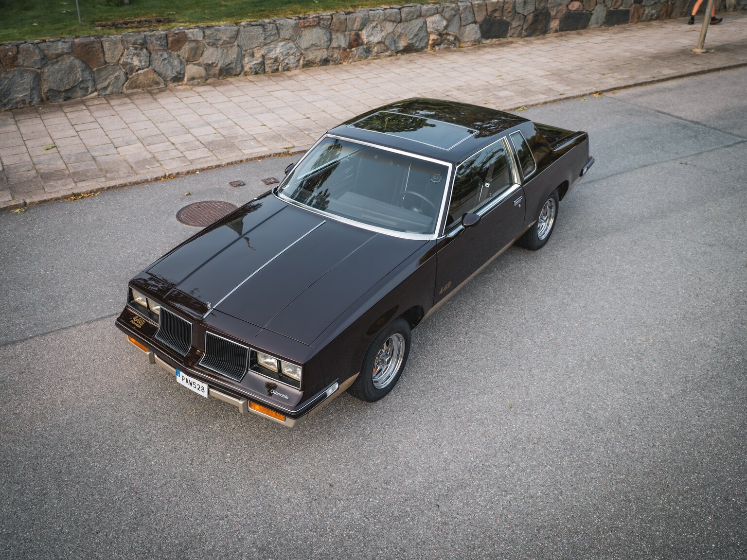 Exteriörbild på 1986 Oldsmobile Cutlass 442