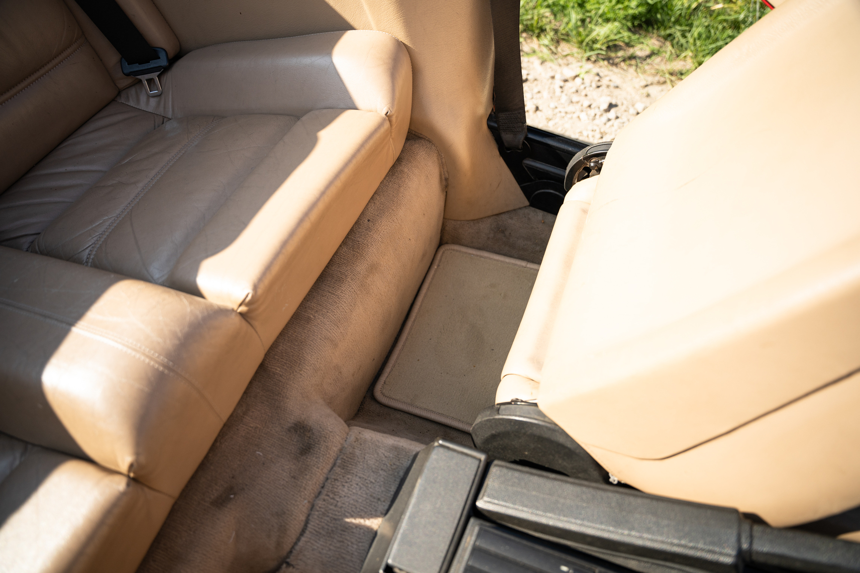 Interior image of 1988 BMW 325 Cabriolet (E30)