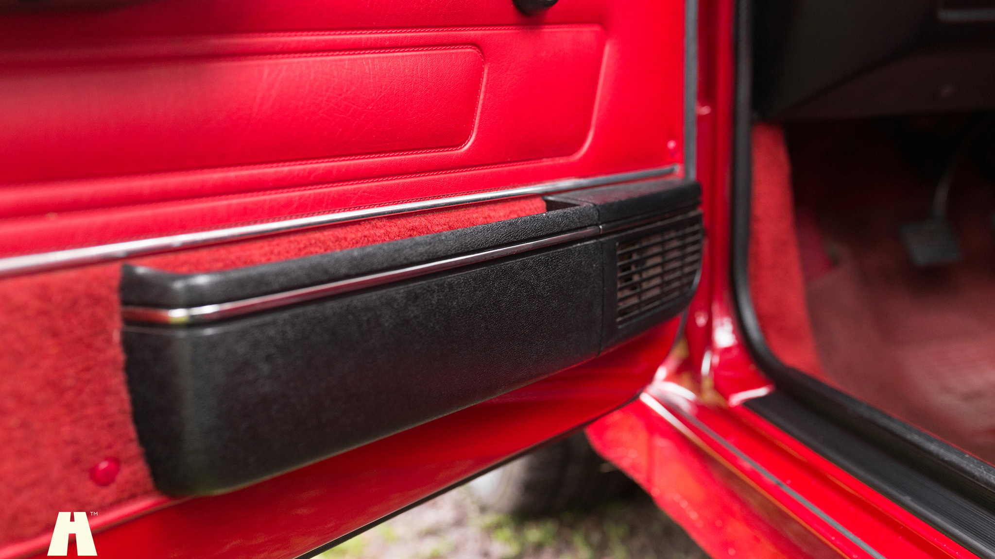 Interior image of 1988 Volkswagen Golf GTI Cabriolet