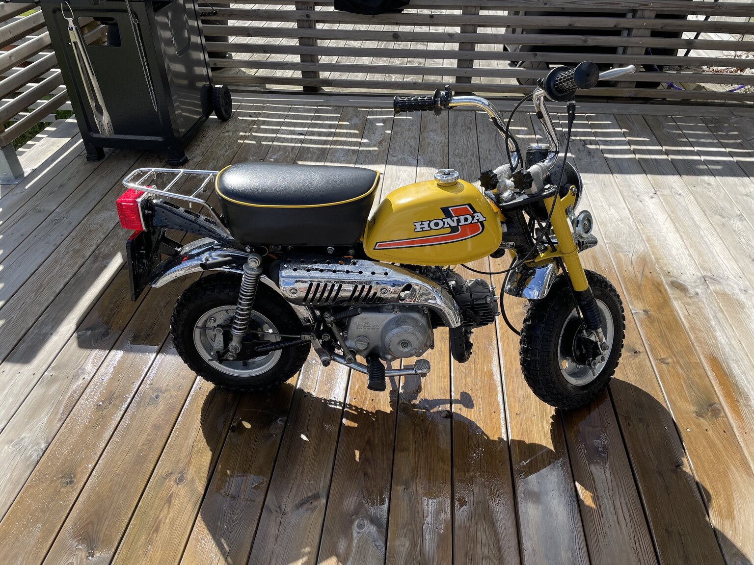 Exterior image of 1976 Honda Powersports Z50A