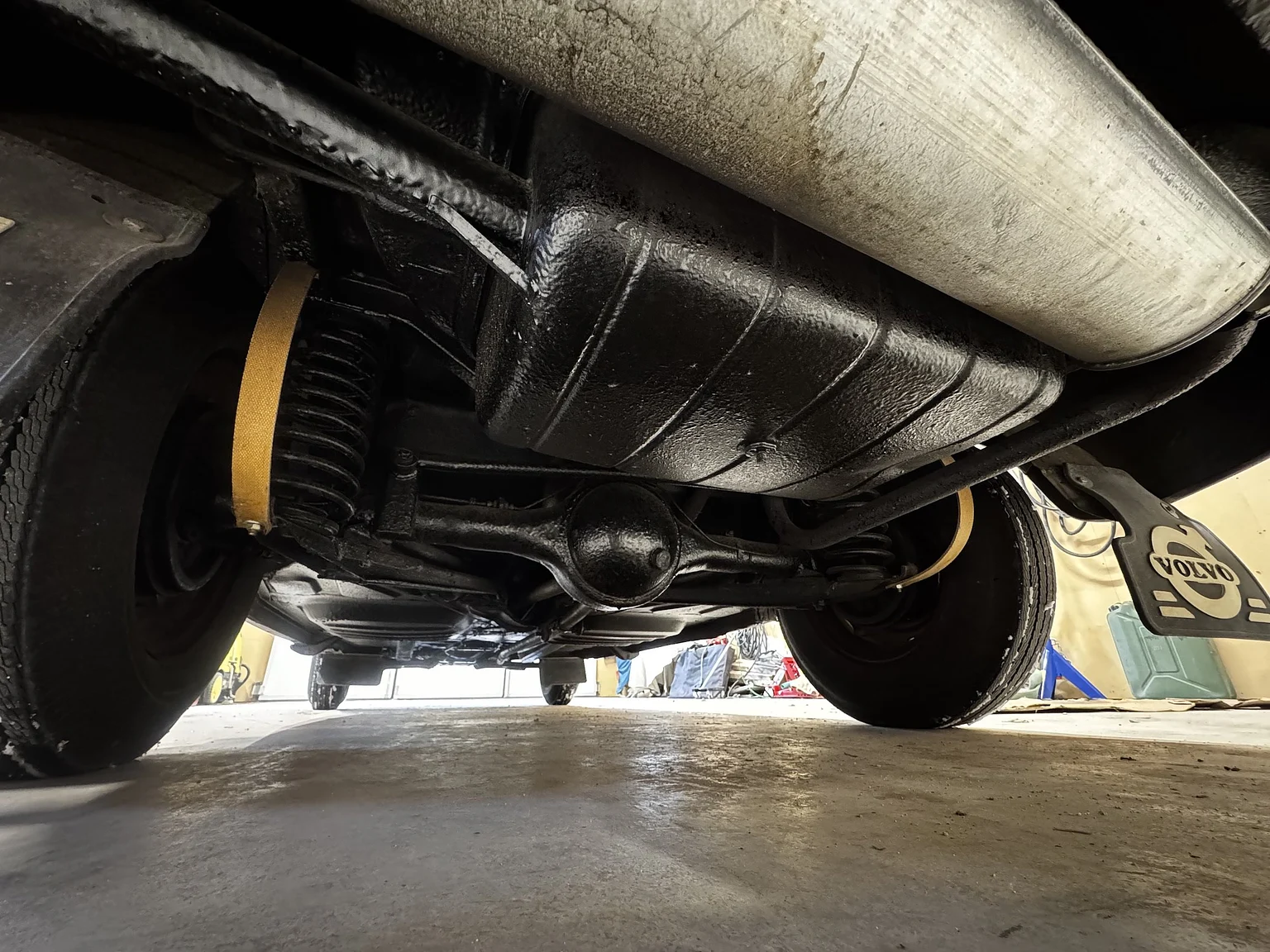 Image of 1953 Volvo PV444 DS (17) mechanics