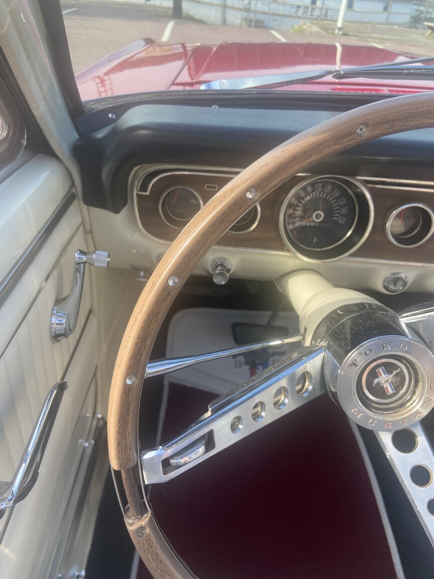 Interiörbild 1966 Ford Mustang Convertible