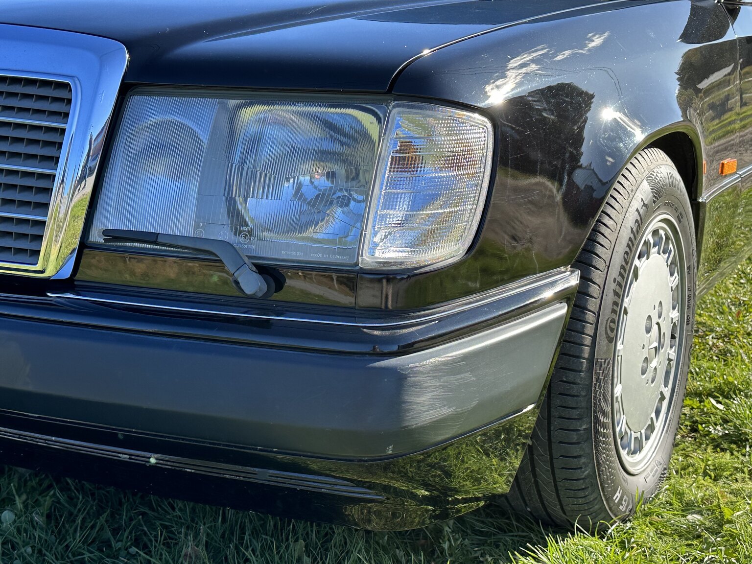 Aussenfoto 1990 Mercedes-Benz 300 CE 24V (37)